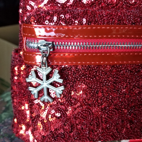 loungefly Minnie mouse red sequin minibackpack - Picture 3 of 8